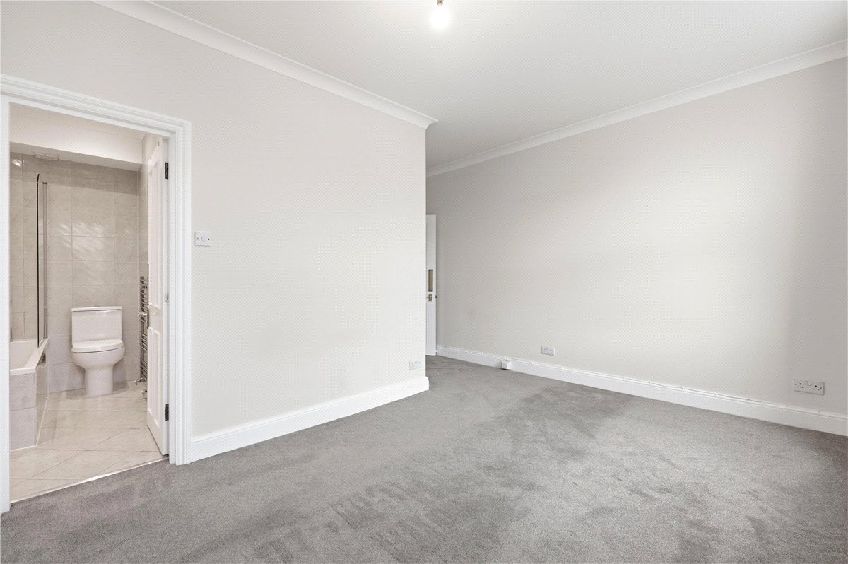 2 bedroom Flat, Munster Road, London, SW6 - Sold, Image 8