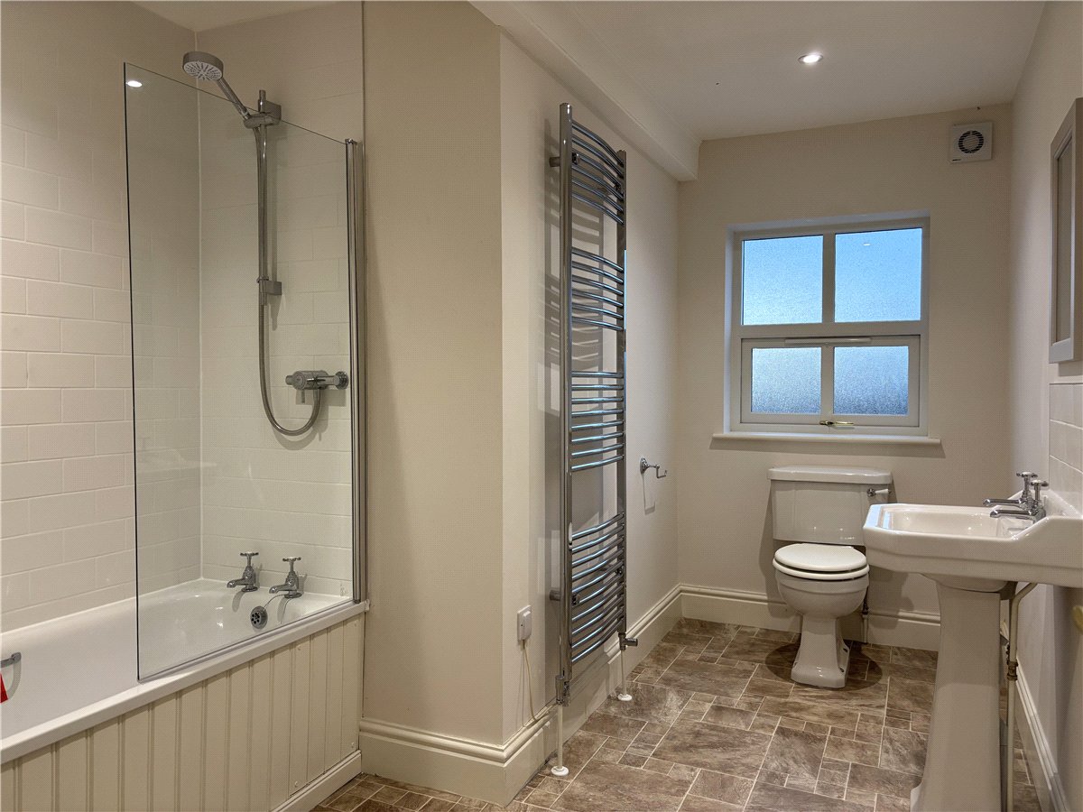 3 bedroom House, Sutton on Derwent, York, YO41 - Available, Image 7