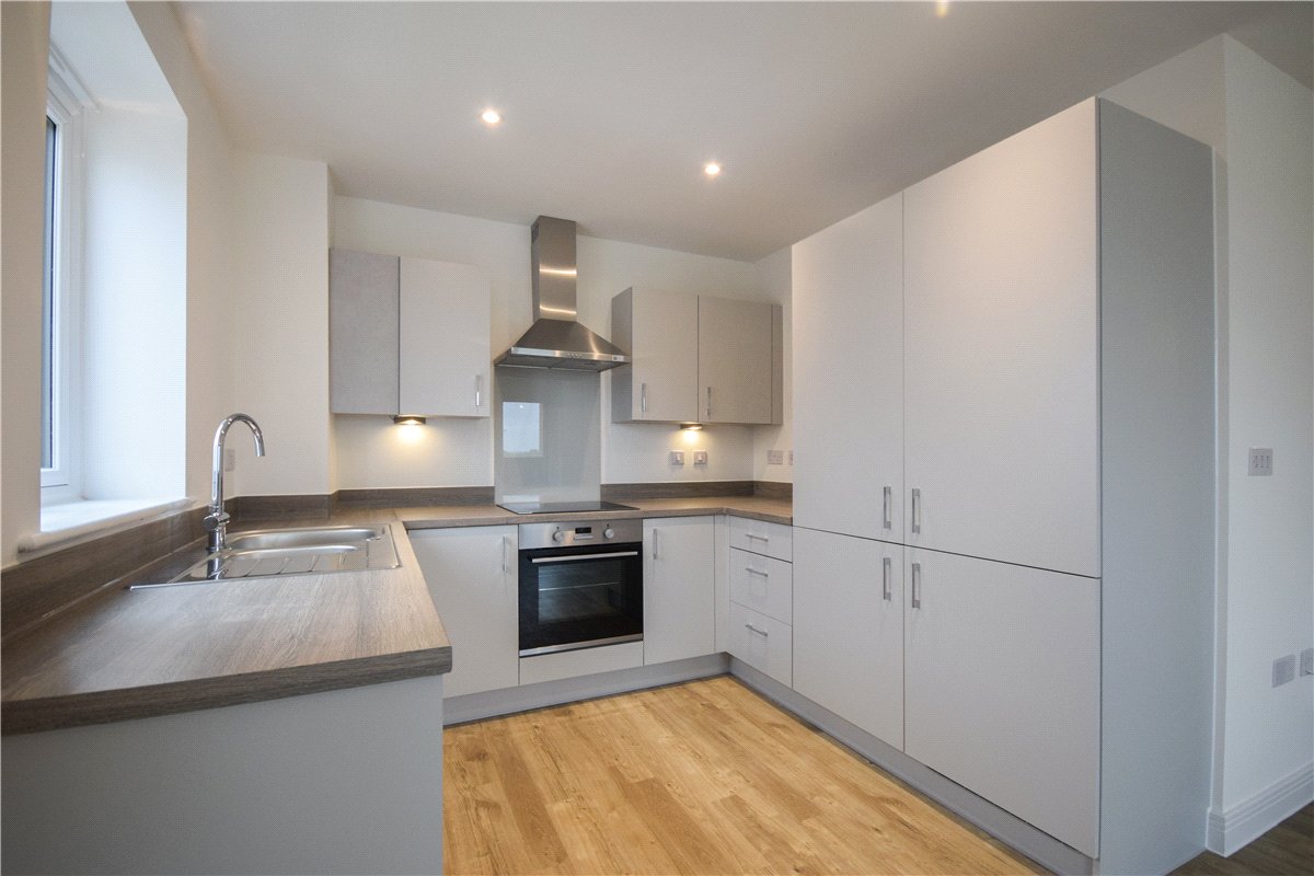 1 bedroom Flat, Saffron Way, Cherry Hinton, CB1 - Available
