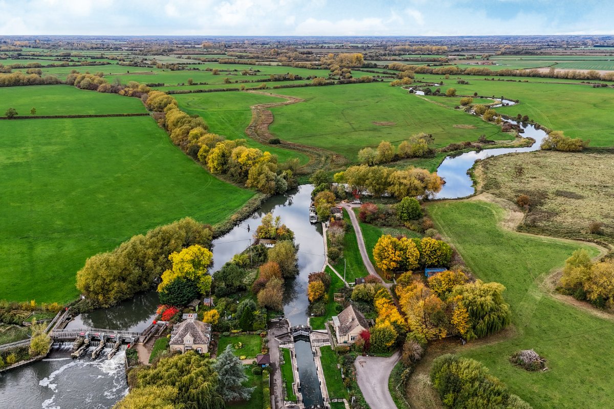   Land, Rushey Lock, Buckland Marsh, SN7 - Let Agreed