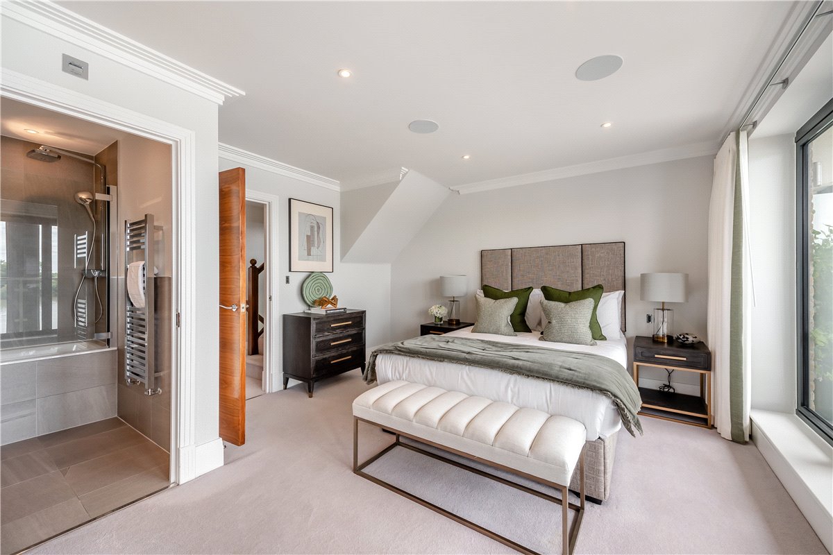 3 bedroom House, Rainville Road, London, W6 - Available, Image 3