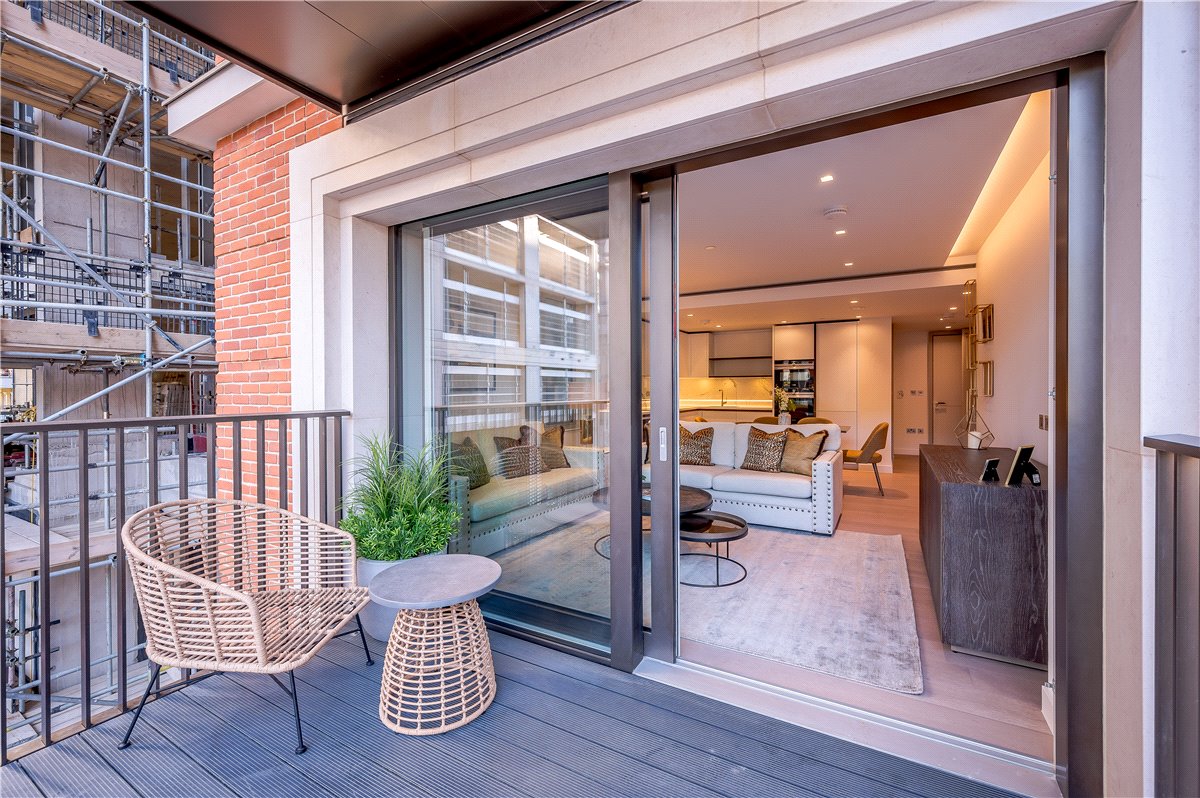 3 bedroom Flat, Edgware Road, , W2 - Available