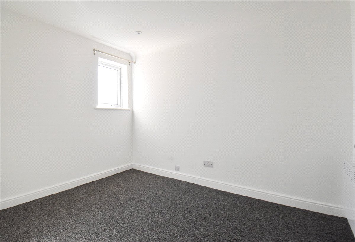 2 bedroom Flat, Milton Road, Cambridge, CB4 - Let Agreed, Image 6