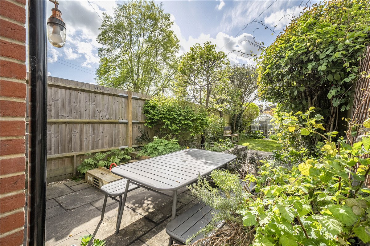 2 bedroom House, Edward Terrace, Sun Lane, SO24 - Sold, Image 4