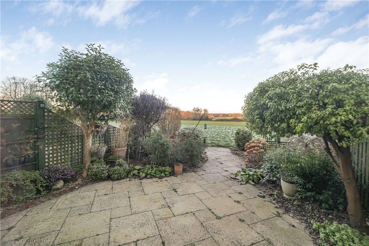3 bedroom House, Tortington Manor, Ford Road, BN18 - Available, Image 13