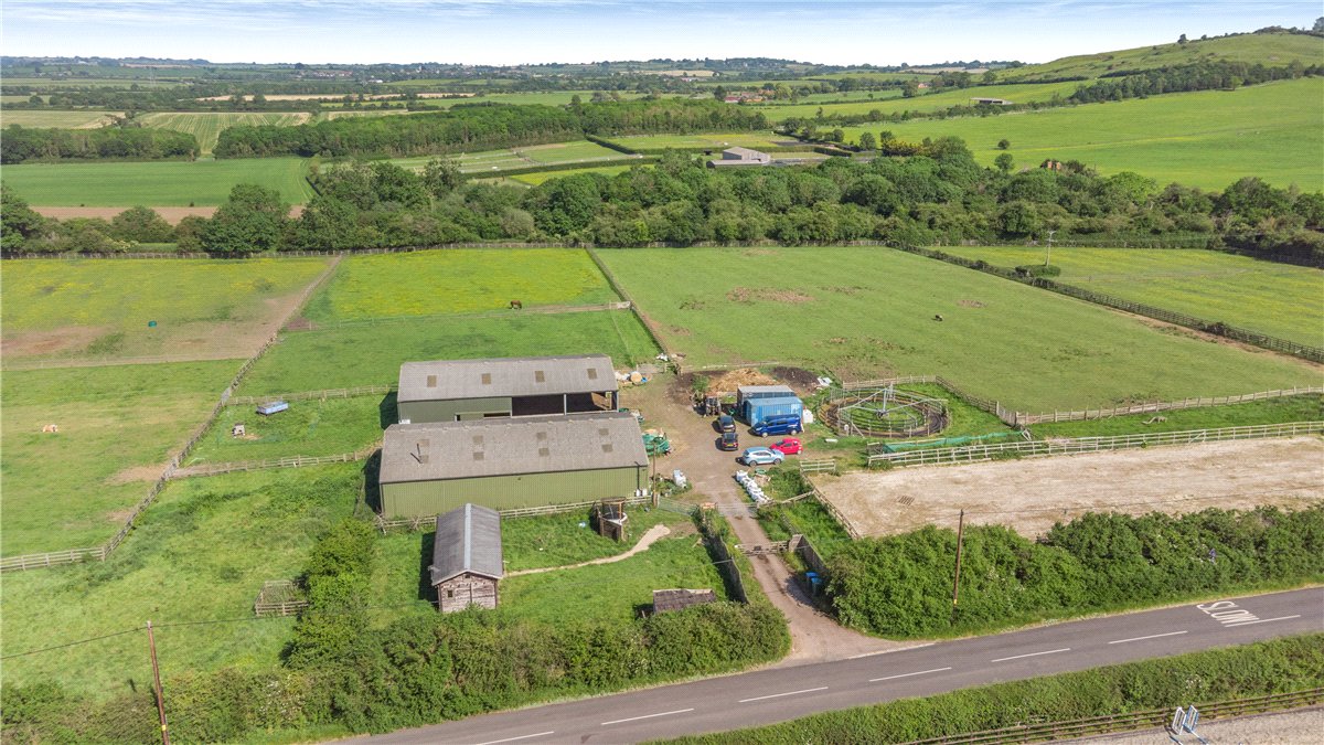 22.35  Land, Hogshaw, Buckingham, MK18 - Available, Image 11