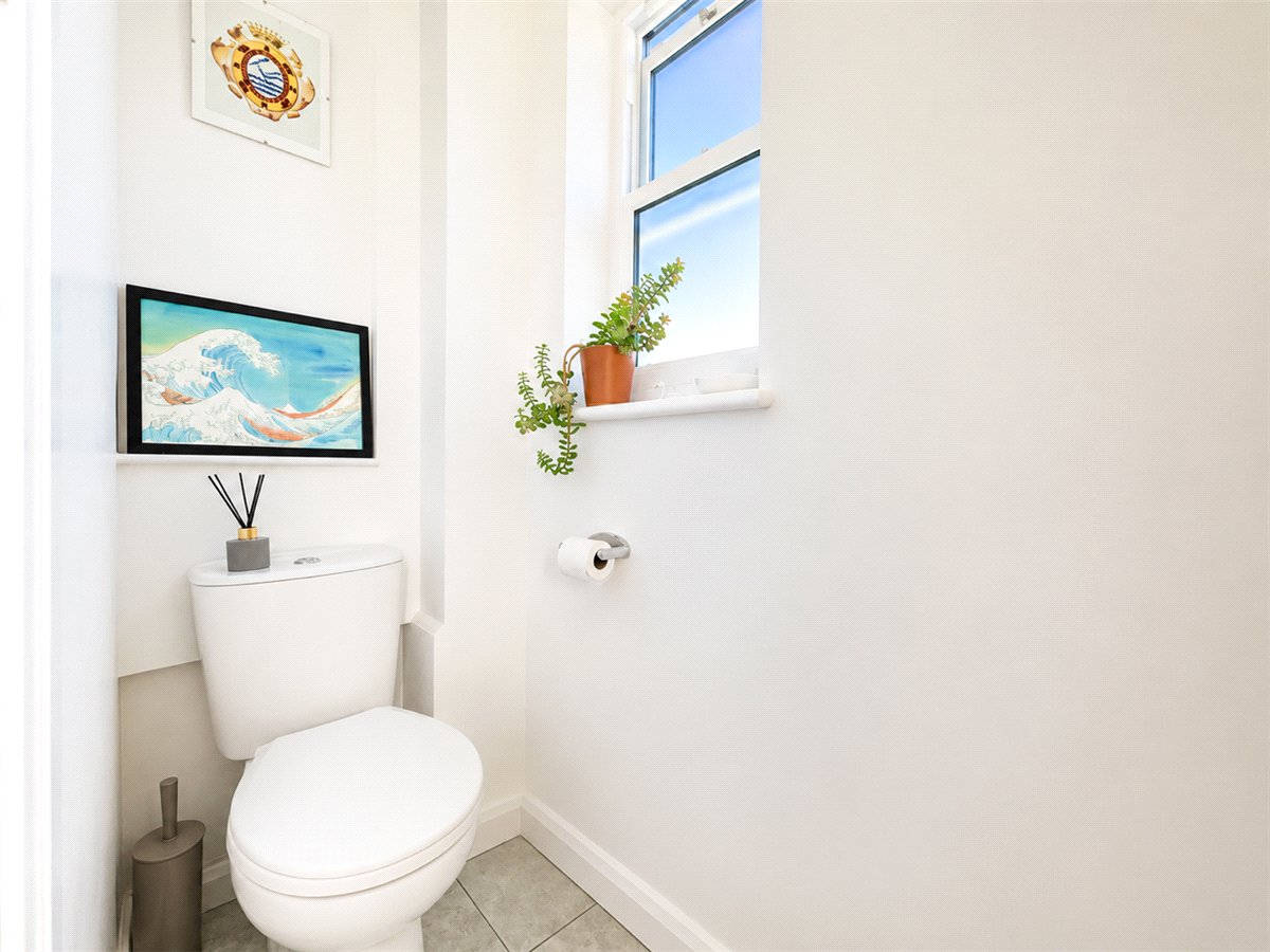 3 bedroom House, Edgar Road, Winchester, SO23 - , Image 1