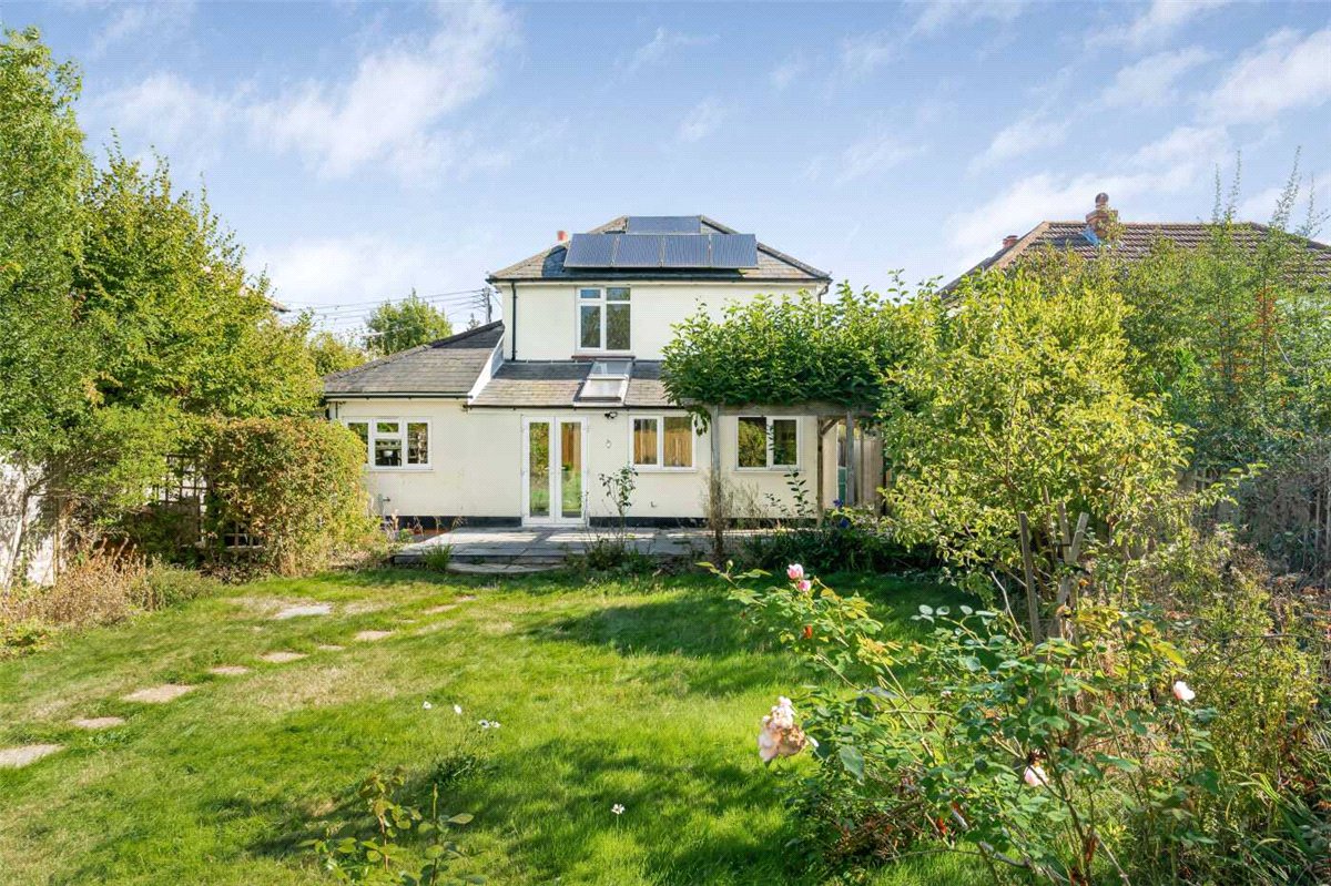 3 bedroom House, London Road, Wendover, HP22 - Available, Image 9