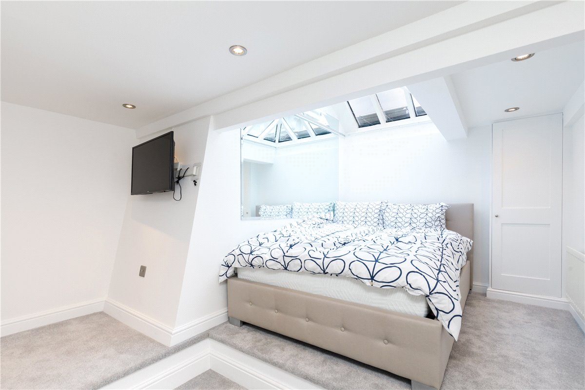 2 bedroom Maisonette, Bolton Gardens, Earls Court, SW5 - Available, Image 9
