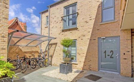 1 bedroom Flat, Warkworth Street, Cambridge, CB1 - Sold STC, Image 1