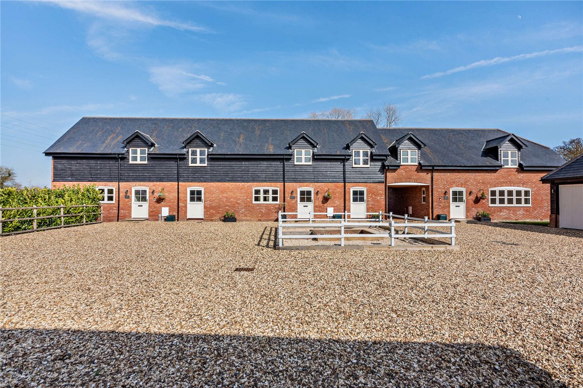 3 bedroom House, Ram Alley, Ashford Hill, RG19 - Sold STC