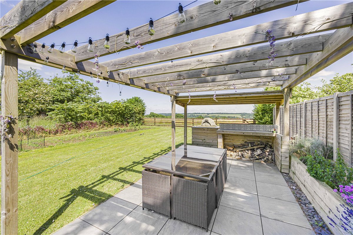 4 bedroom House, Norreys Road, Cumnor, OX2 - Sold STC, Image 2