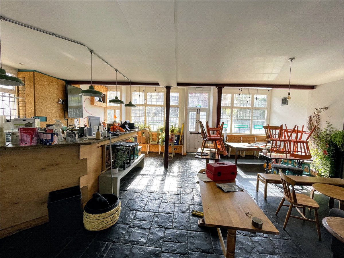 3 bedroom Residential, Piccadilly Place, London Road, BA1 - Sold, Image 2