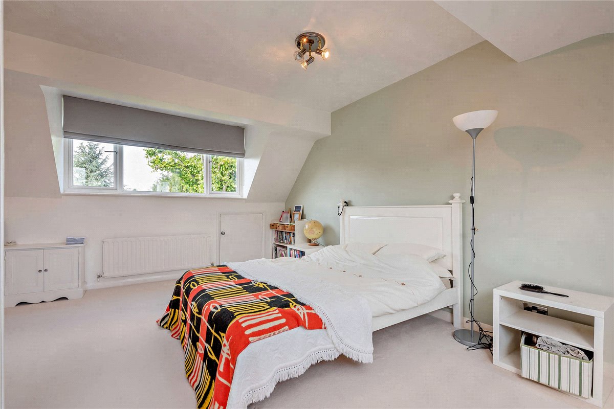 4 bedroom House, Freshfields Lane, Chieveley, RG20 - Available, Image 11