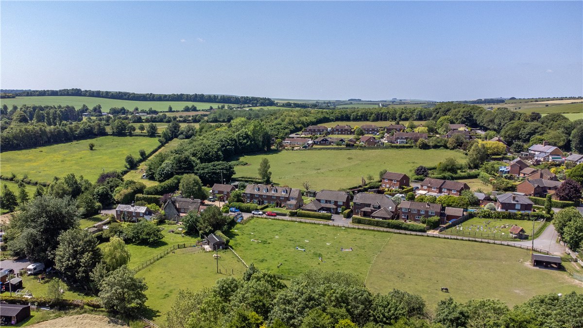 4 bedroom House, Lower Fyfield, Marlborough, SN8 - Available, Image 18