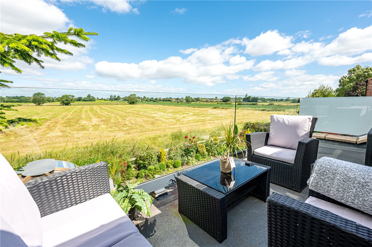 5 bedroom House, Thornbeck, Dunnington, YO19 - Sold, Image 4