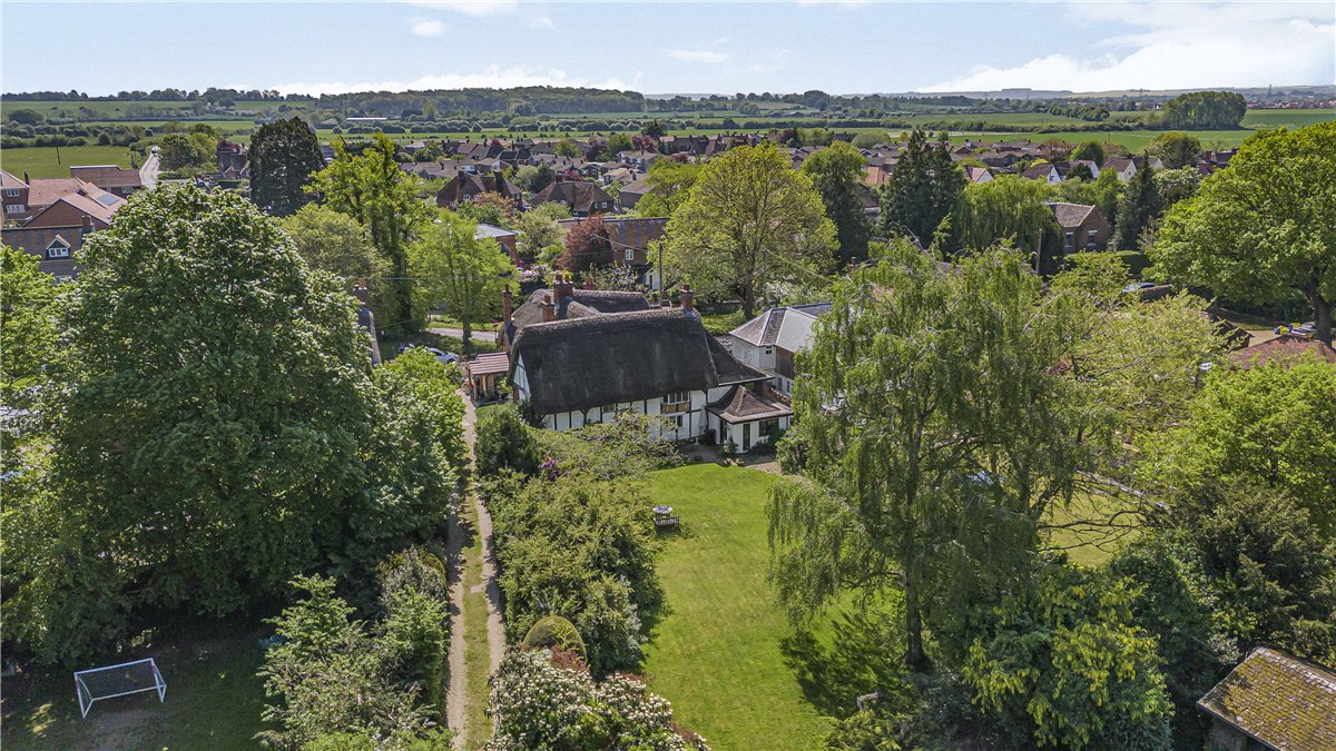 4 bedroom Cottage, High Street, Long Wittenham, OX14 - Sold STC, Image 12