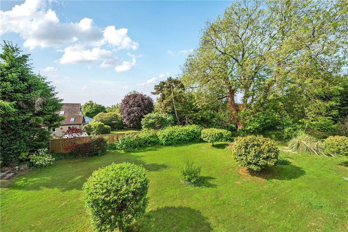 4 bedroom Bungalow, High Street, Burbage, SN83AR - Sold, Image 1