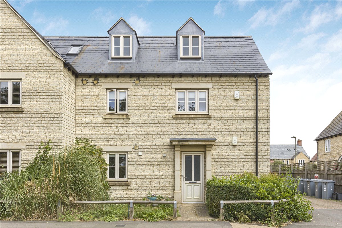 2 bedroom Flat, Shipton Road, Woodstock, OX20 - Let Agreed