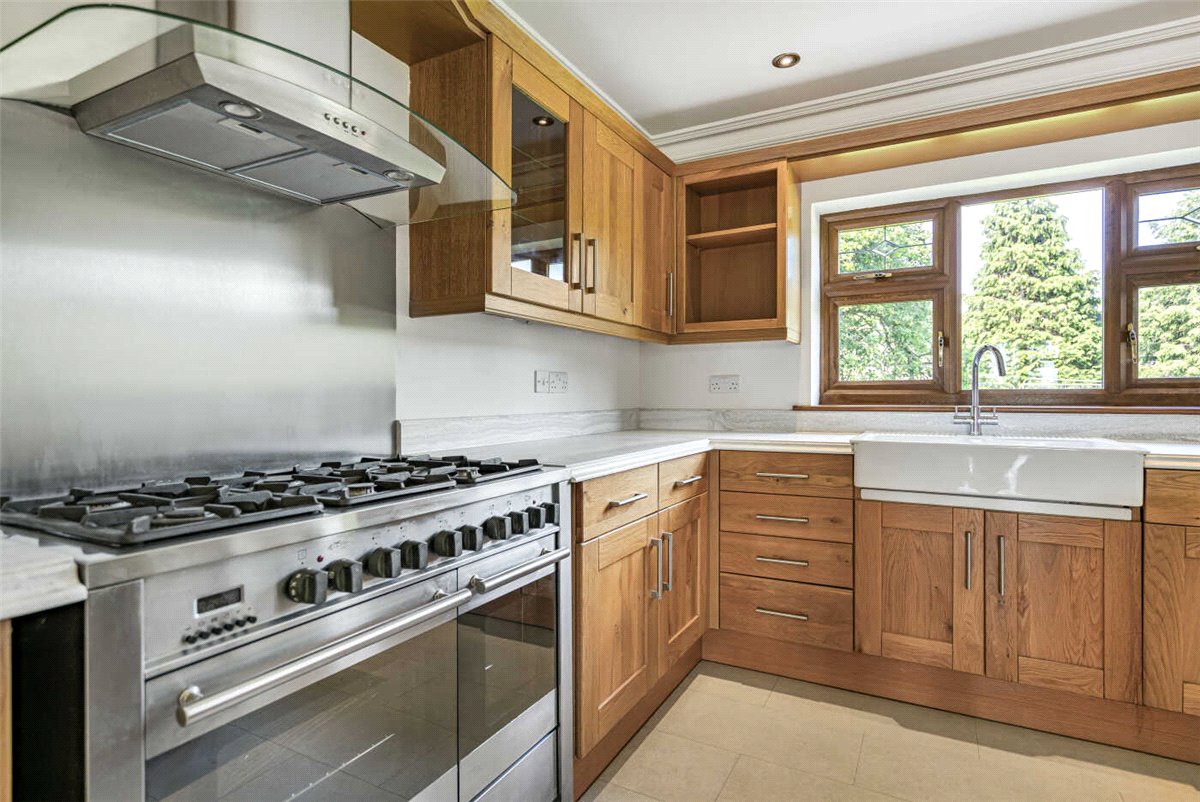 14 bedroom House, Yarnfield Lane, Yarnfield, ST15 - , Image 4