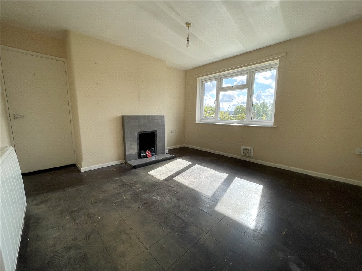 2 bedroom Bungalow, Broadfields, Pewsey, SN9 - Sold, Image 5