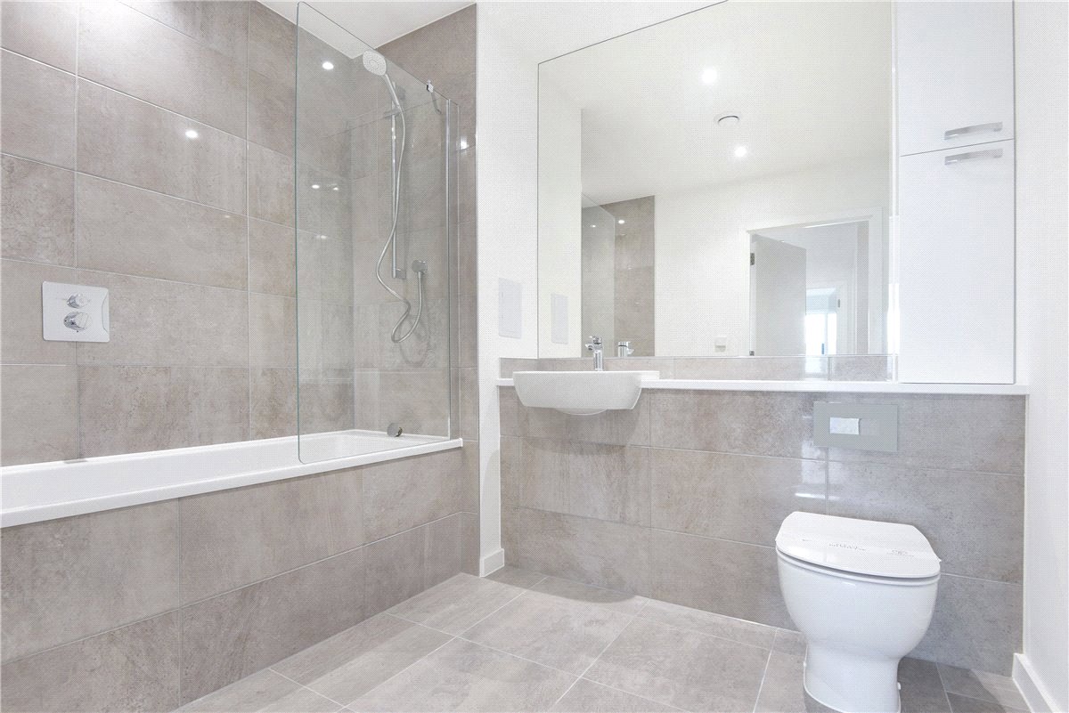 2 bedroom Flat, Heartwell Avenue, London, E16 - Available, Image 14
