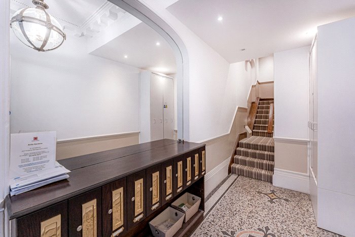 1 bedroom Flat, Airlie Gardens, Kensington, W8 - Available, Image 20