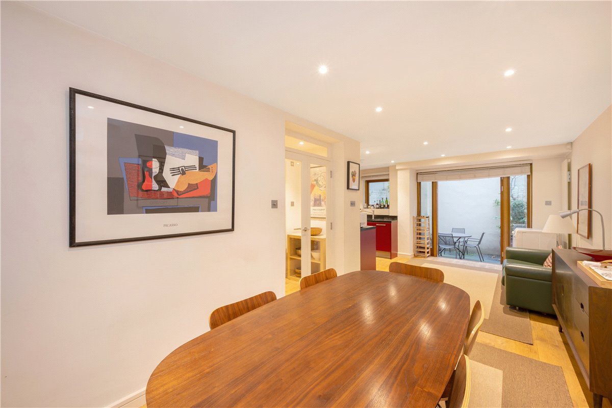 3 bedroom House, Aldburgh Mews, Marylebone, W1U - Sold
