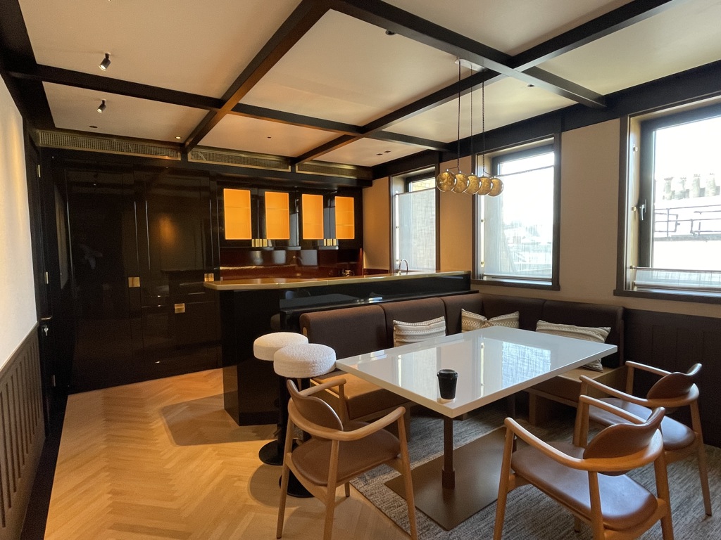 2099 Sq Ft, Cork Street, London, W1S - Available, Image 11