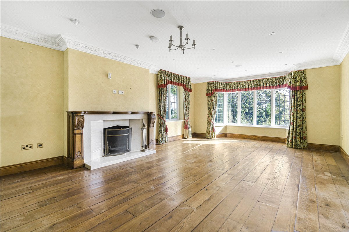6 bedroom House, Chalk Lane, Hyde Heath, HP6 - Available, Image 32