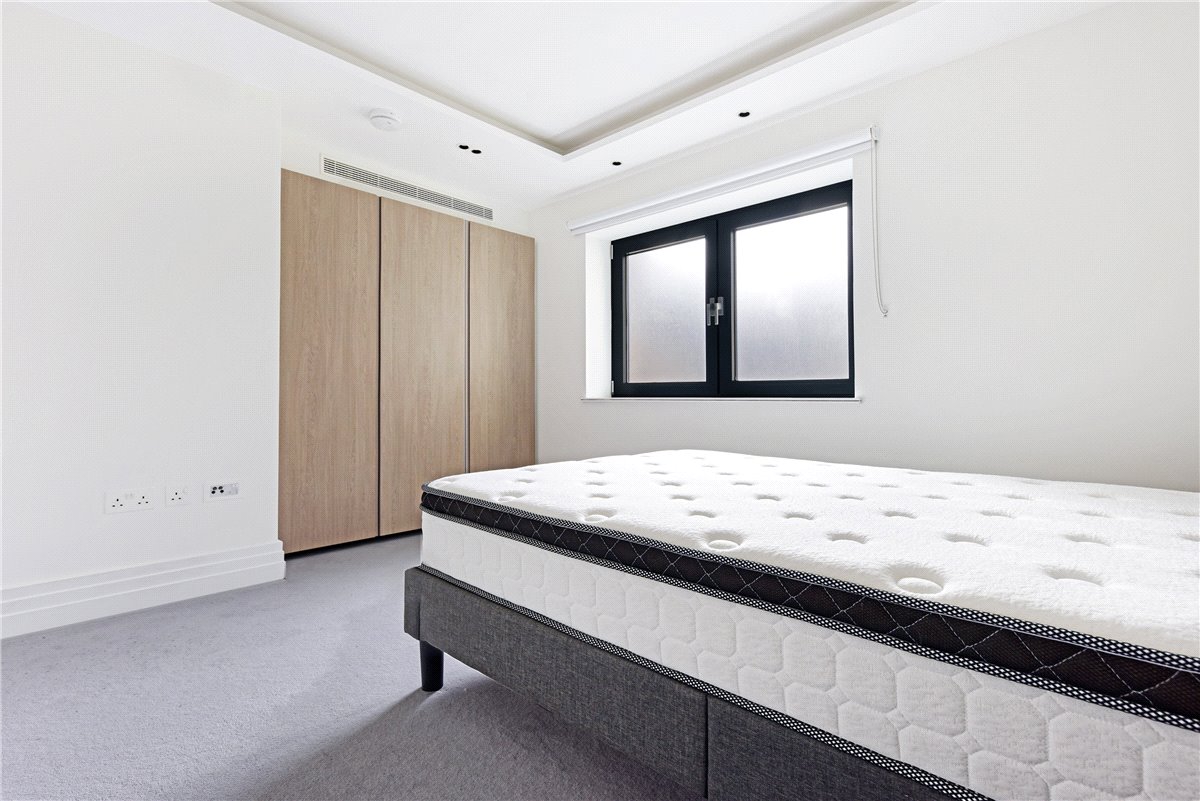 2 bedroom Flat, Kensington Gardens Square, Bayswater, W2 - Available, Image 11