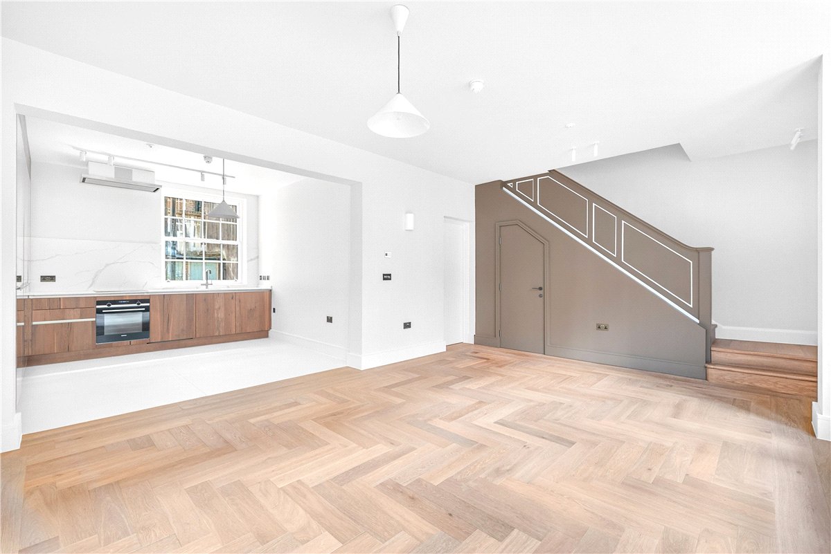 3 bedroom Maisonette, De Walden Street, London, W1G - Available, Image 7
