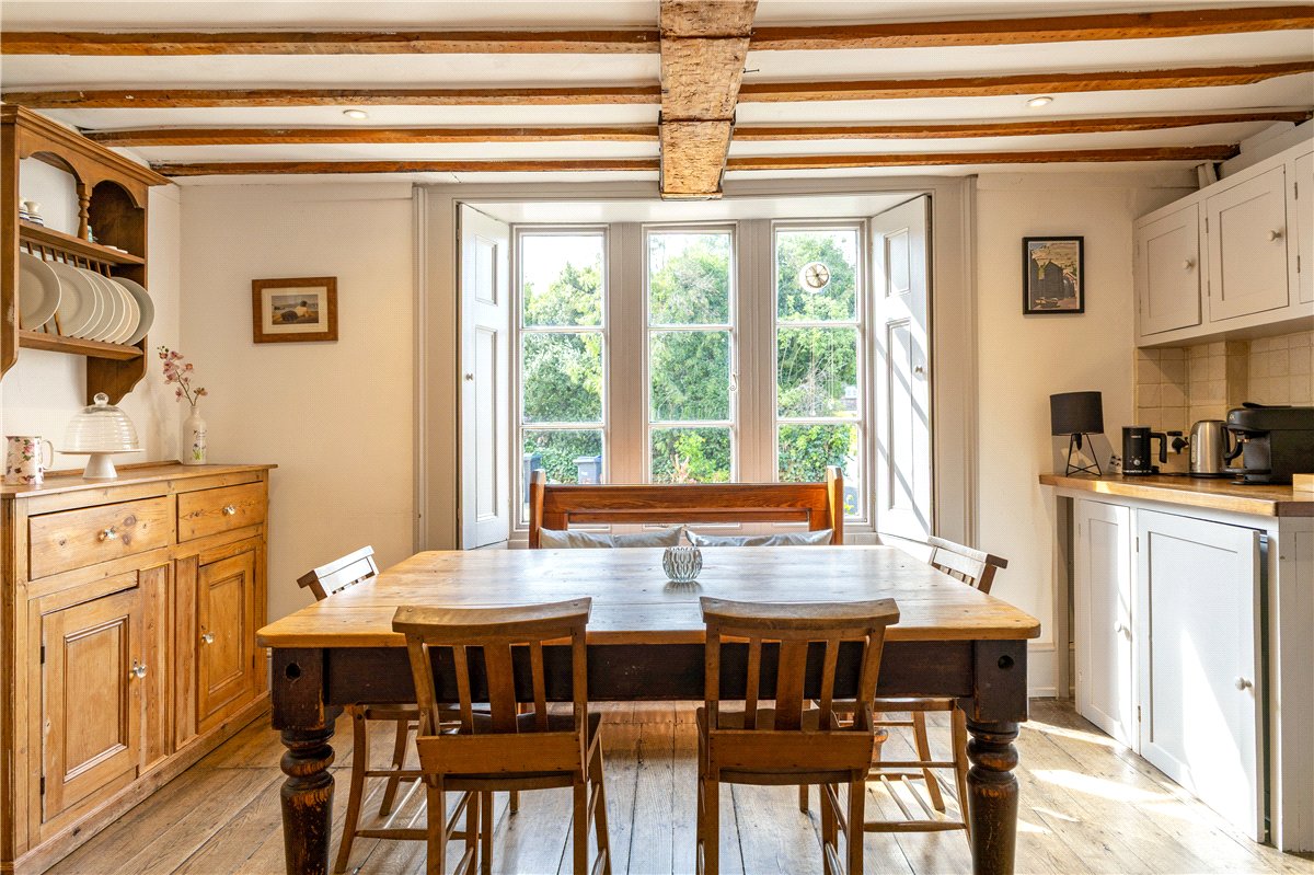 3 bedroom House, West Street, Aldbourne, SN8 - Available, Image 6