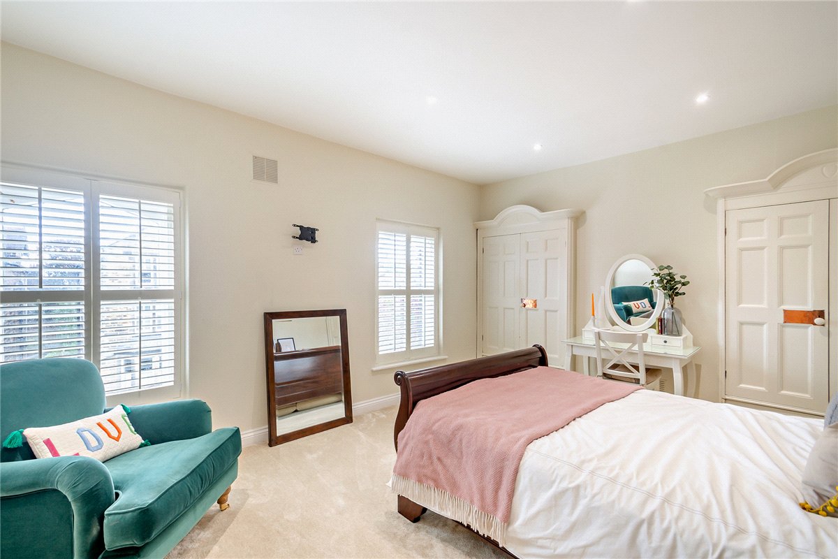 3 bedroom House, West End Avenue, Harrogate, HG2 - Sold, Image 3