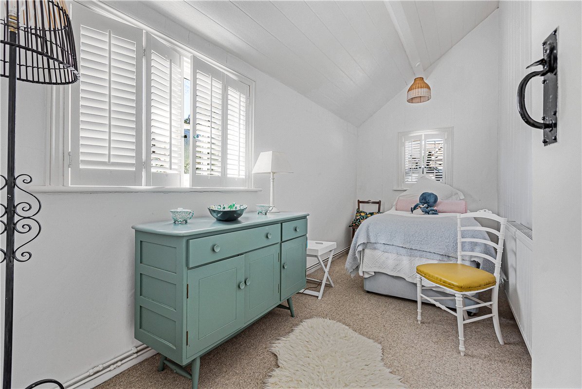 6 bedroom House, Church Road, Hinton Waldrist, SN7 - Available, Image 22