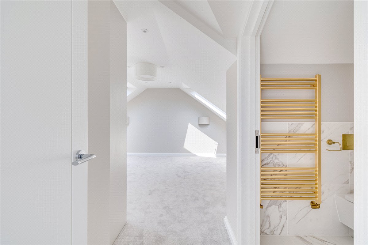 3 bedroom Flat, Colehill Gardens, Fulham Palace Road, SW6 - Let Agreed, Image 11