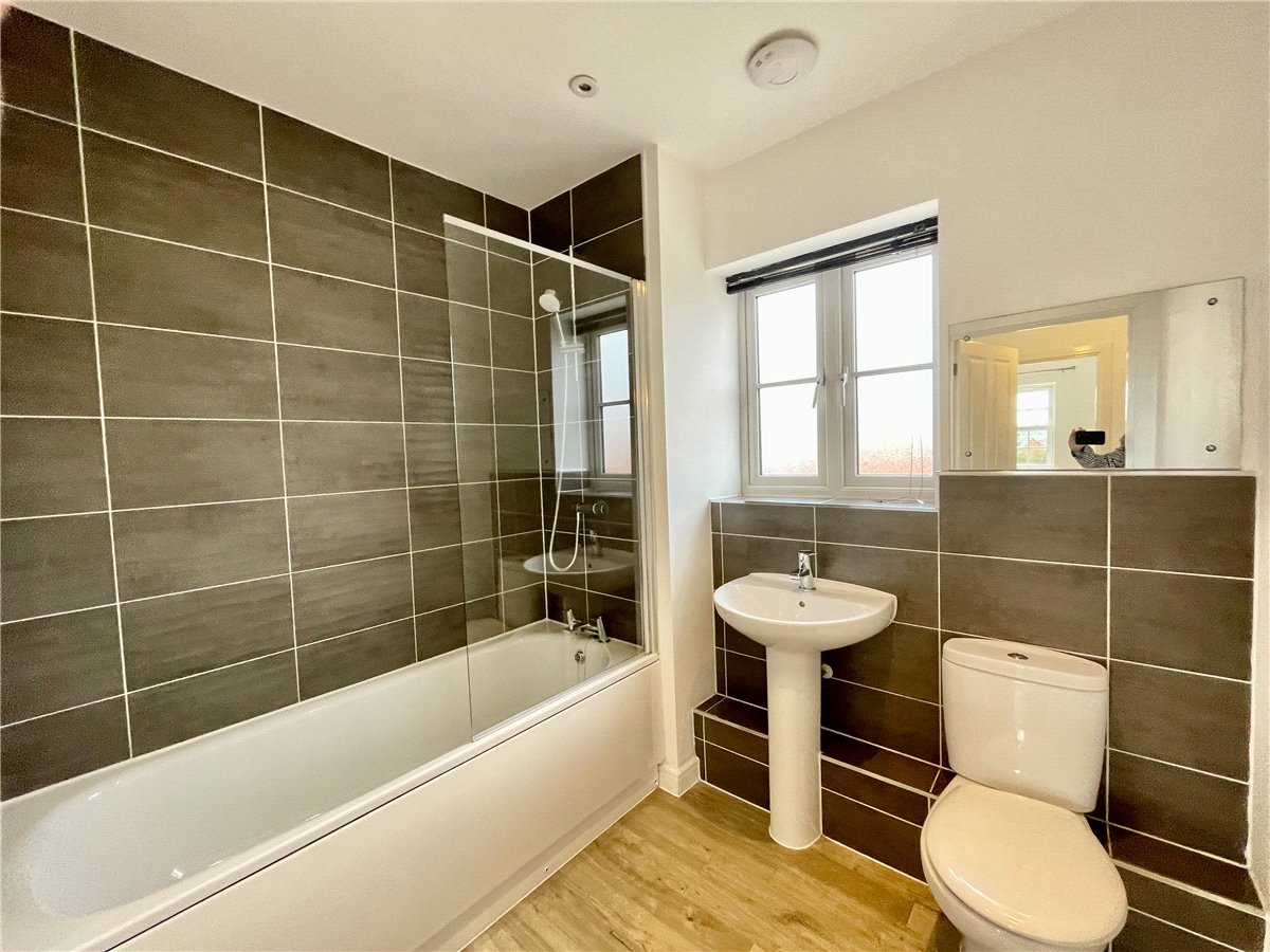 2 bedroom Flat, Hardwick Hill, Banbury, OX16 - , Image 5
