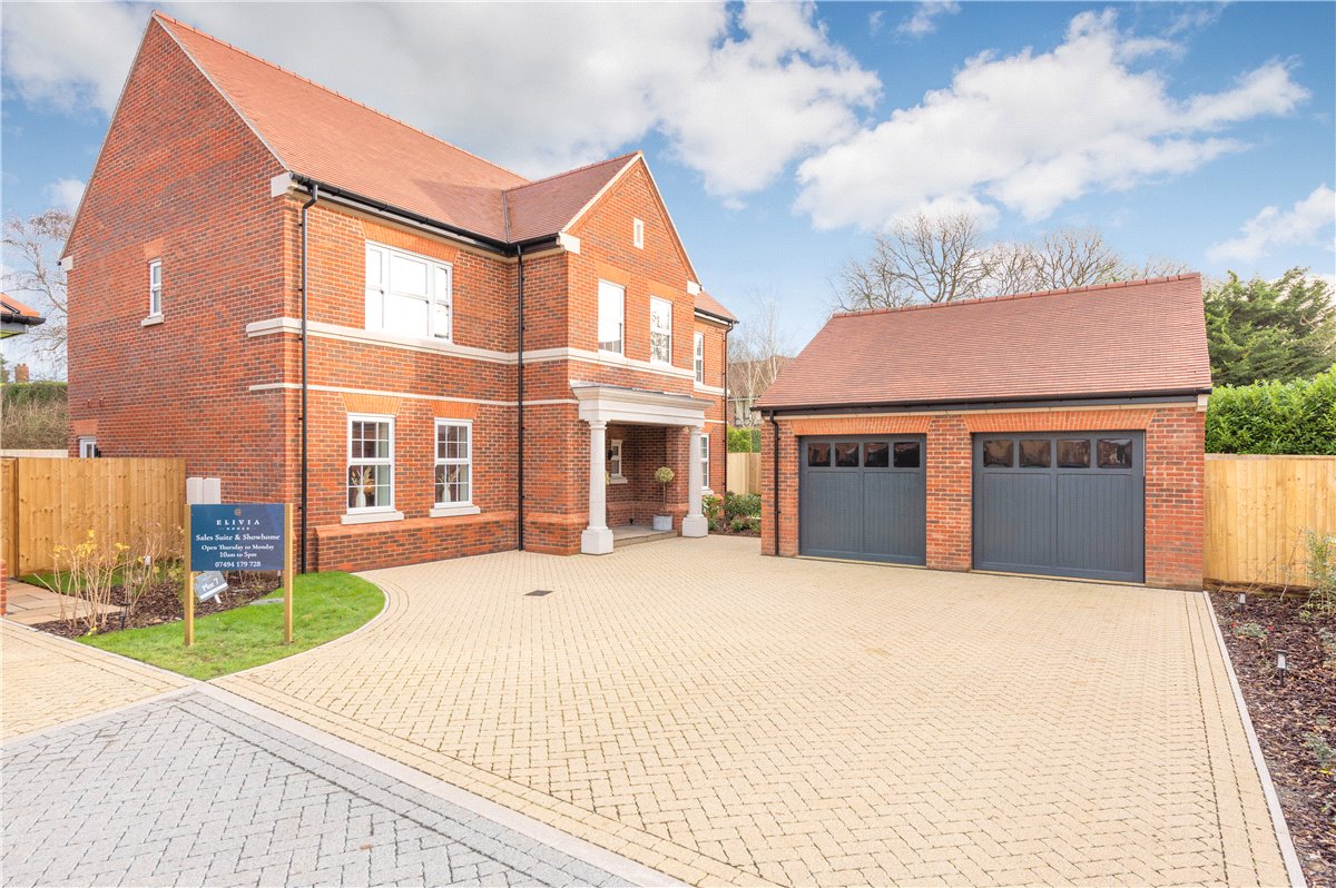5 bedroom House, Oakfields, Preston, SG4 - Sold