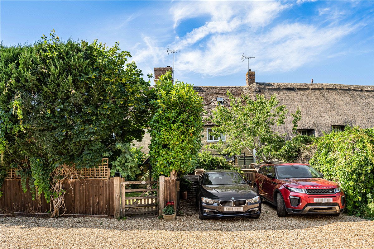 4 bedroom Cottage, Bridge Street, Bampton, OX18 - Available, Image 21