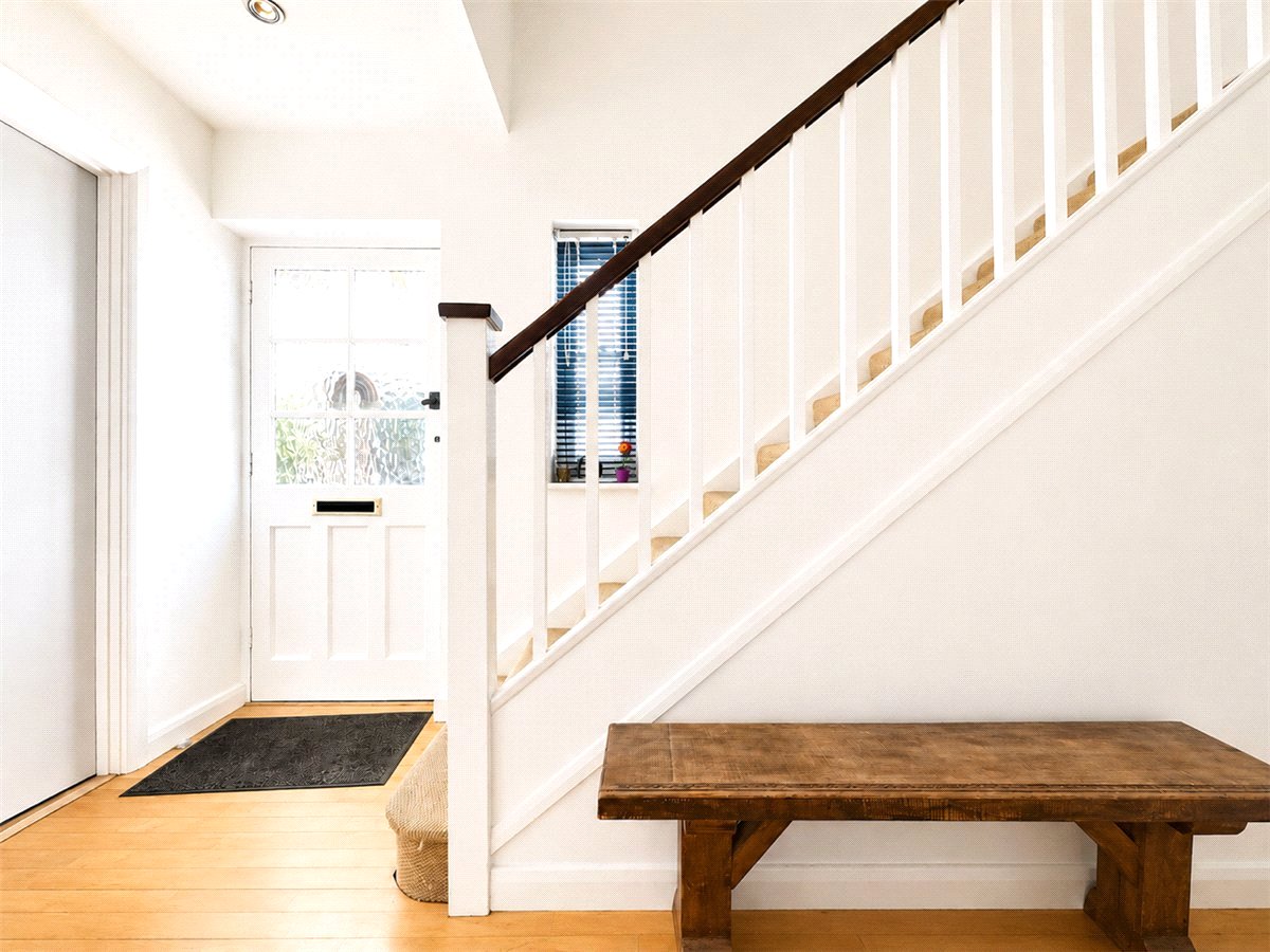 3 bedroom House, Edgar Road, Winchester, SO23 - Available, Image 4