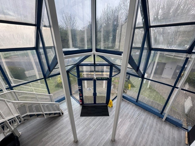 10576 Sq Ft, Boundary Road, High Wycombe, HP10 - Available, Image 4