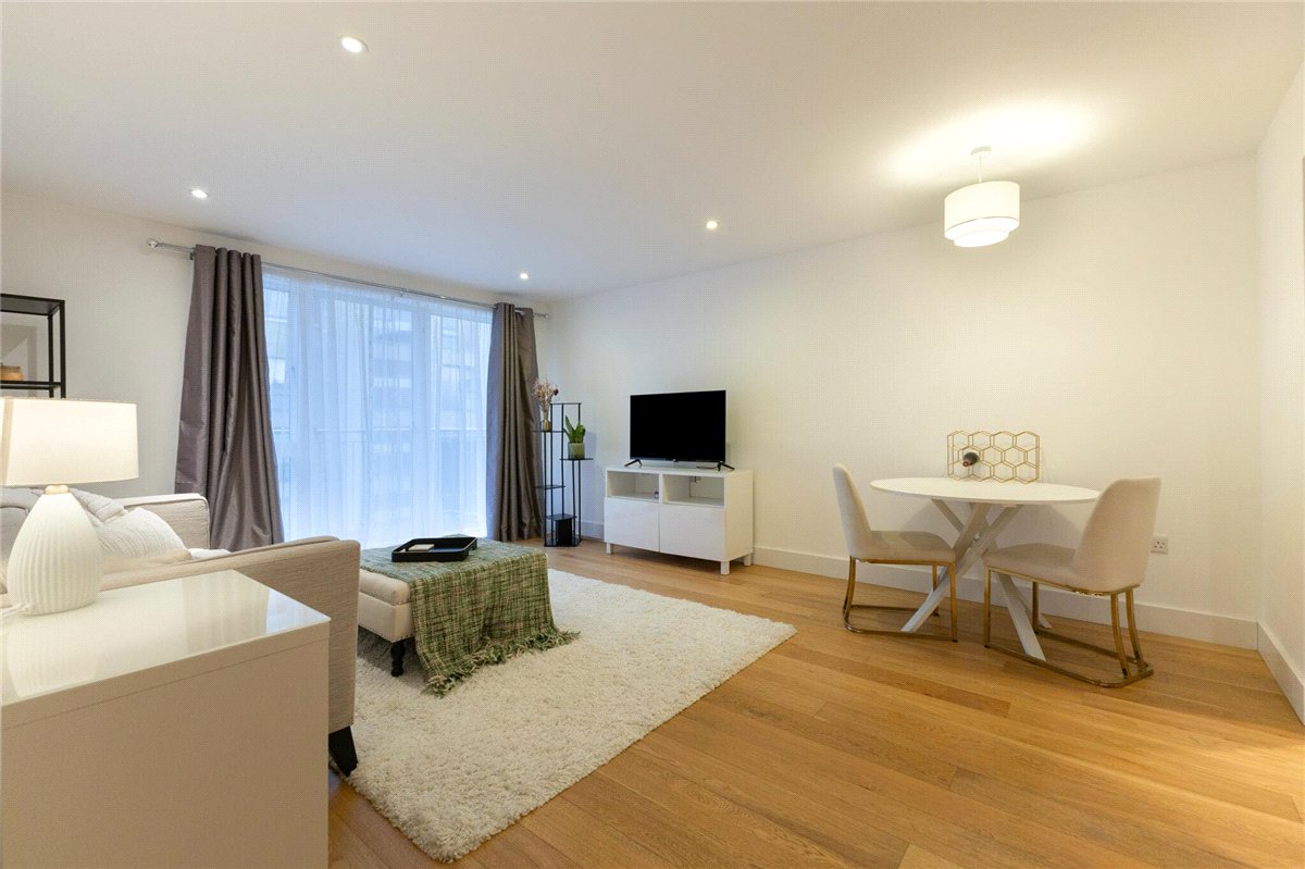 2 bedroom Flat, Keynes House, Kingsley Walk, CB5 - Available, Image 3