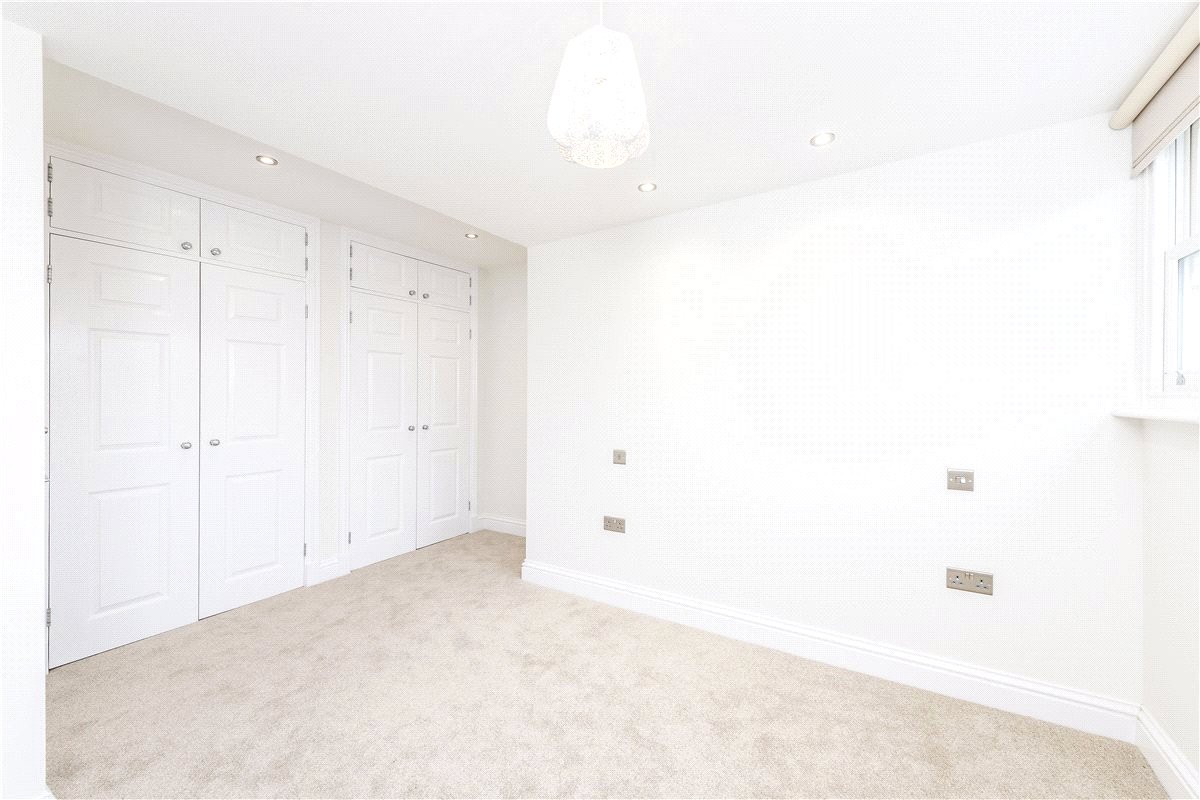 5 bedroom House, Elms Road, London, SW4 - , Image 9
