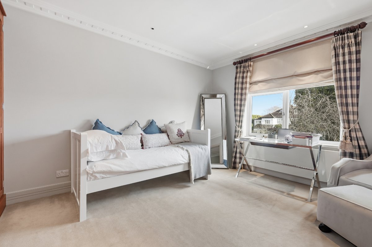 5 bedroom House, Belgrave Road, Barnes, SW13 - Available, Image 21