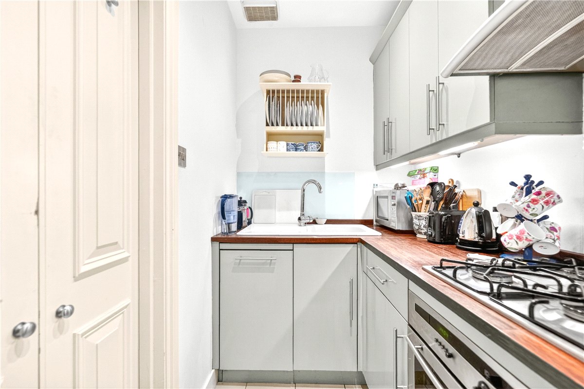 1 bedroom Flat, Redcliffe Gardens, Chelsea, SW10 - Available, Image 7