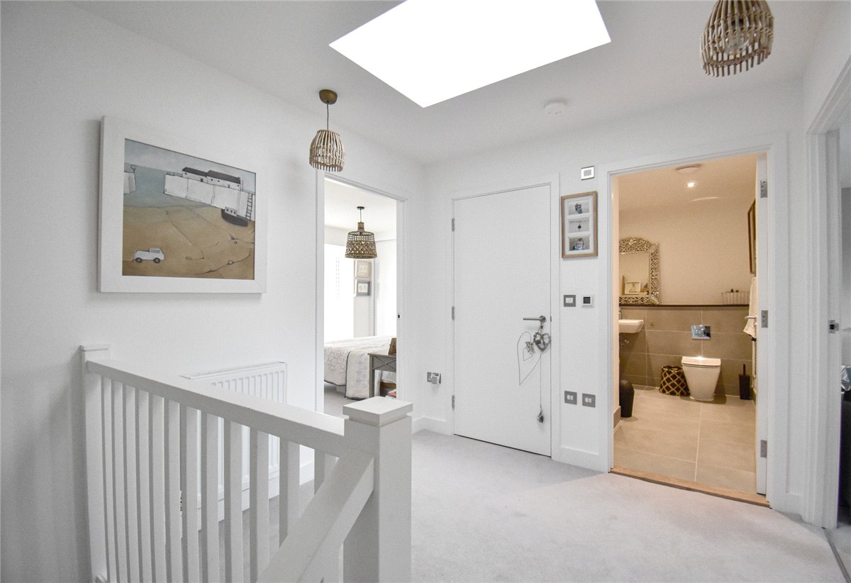 4 bedroom House, Knightly Avenue, Cambridge, CB2 - , Image 9