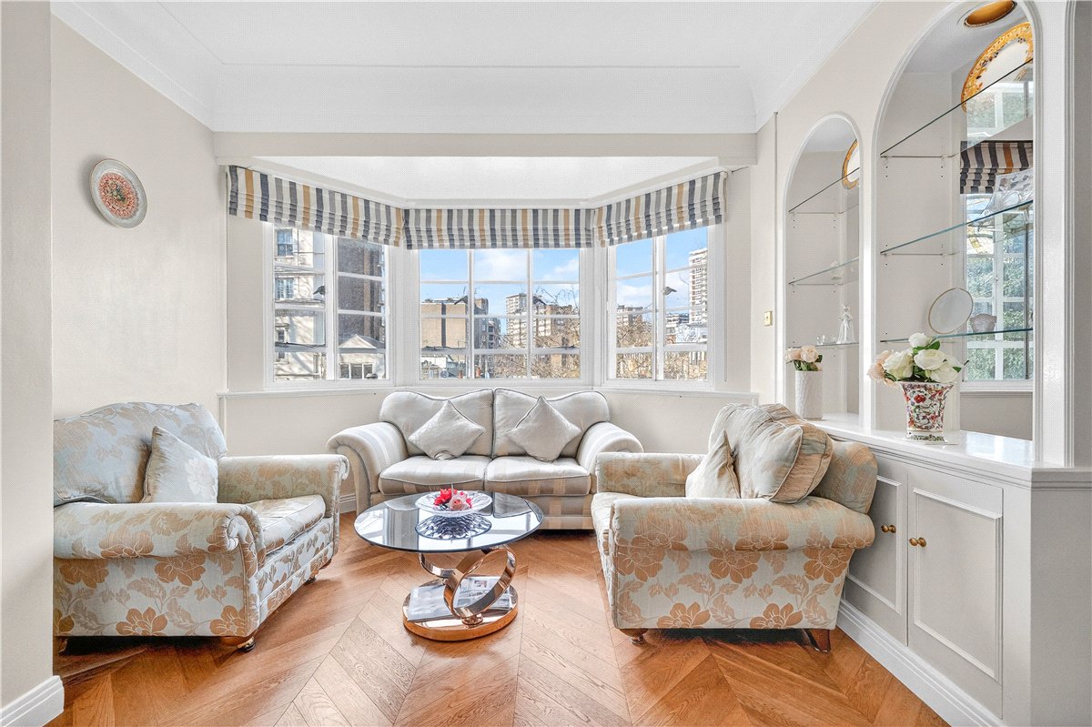 3 bedroom Flat, Hyde Park Place, London, W2 - Available, Image 2