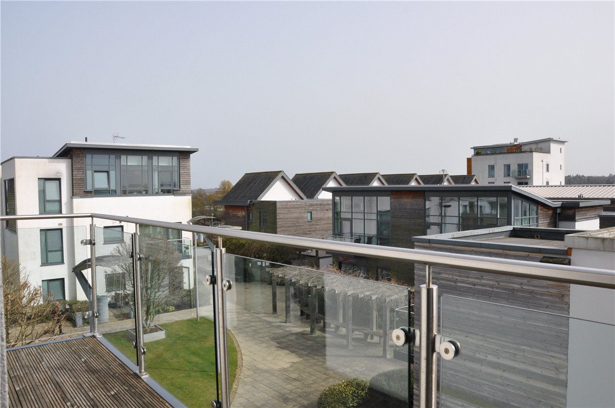 2 bedroom Flat, Park Way, Newbury, RG14 - Let Agreed, Image 6