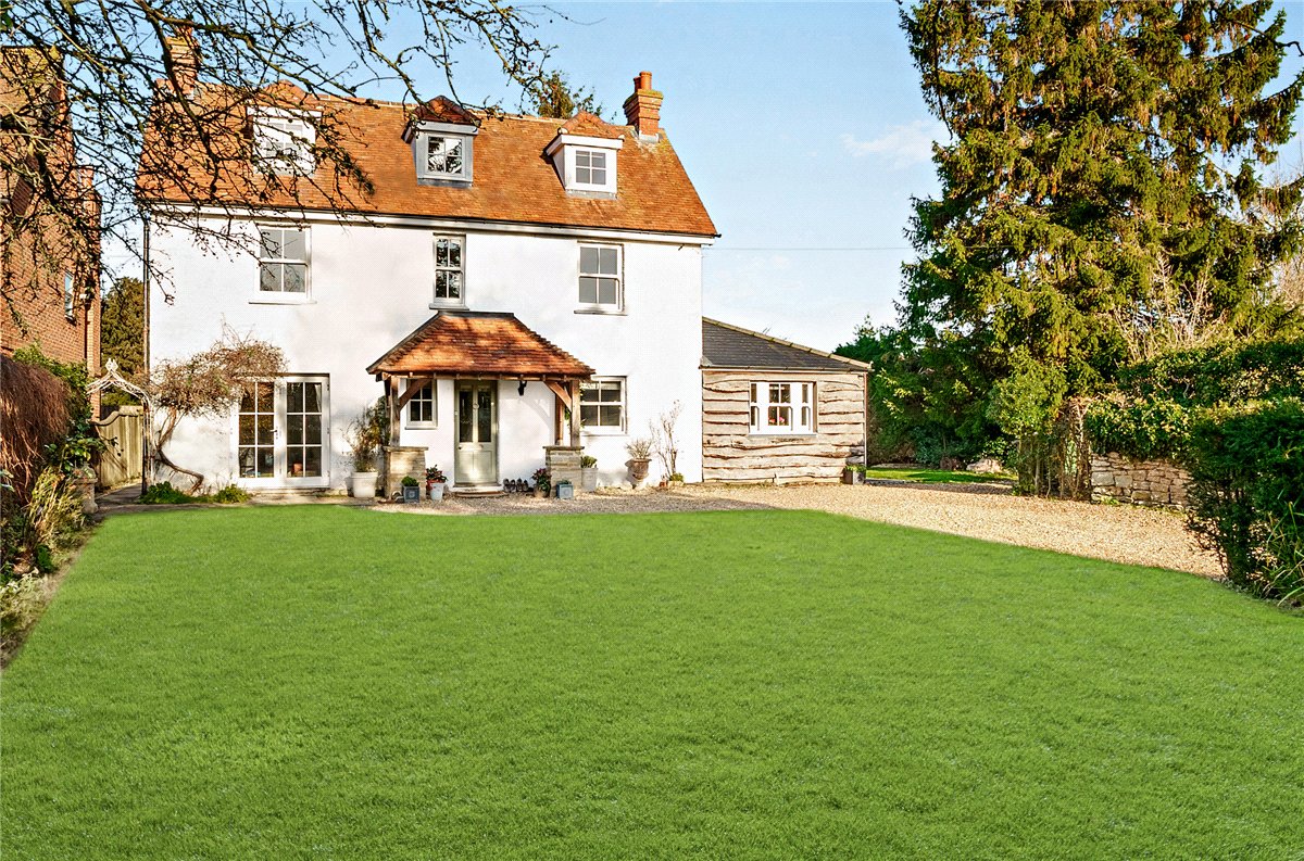 6 bedroom House, Cat Street, East Hendred, OX12 - Available