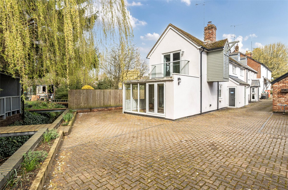 3 bedroom Cottage, Wilton, Marlborough, SN8 - Available, Image 4
